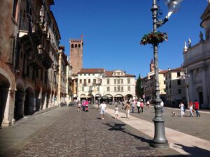 bassano-del-grappa-viell-eine-der-schoensten-staedte-i